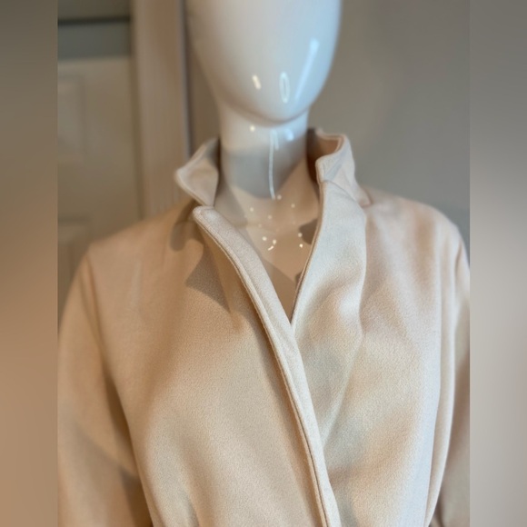 JS~Solid Cream~Notched Lapel~Duel Pocket~Belted~Lightweight~Trench Coat~Size S - Picture 12 of 14